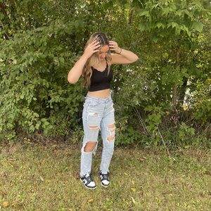 Meet your Posher, Ella